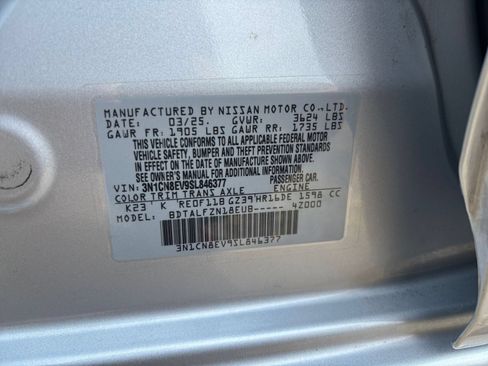 Used 2025 Nissan Versa SV FWD image 23