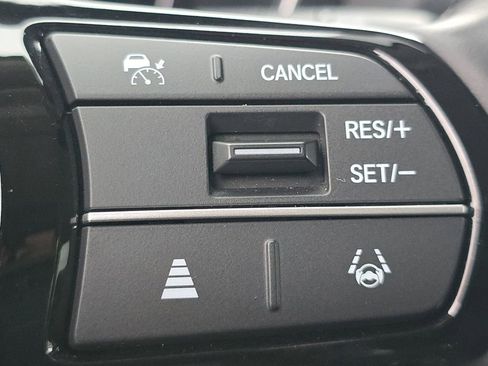 Used 2023 Honda Pilot EX-L image 31