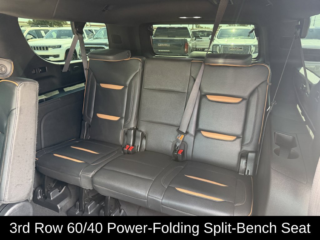 Used 2023 GMC Yukon XL AT4 w/ AT4 Premium Plus Package AWD/4WD image 32