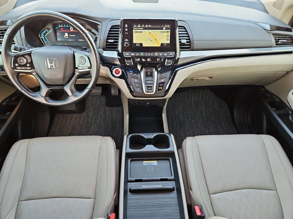 Used 2023 Honda Odyssey Elite image 17