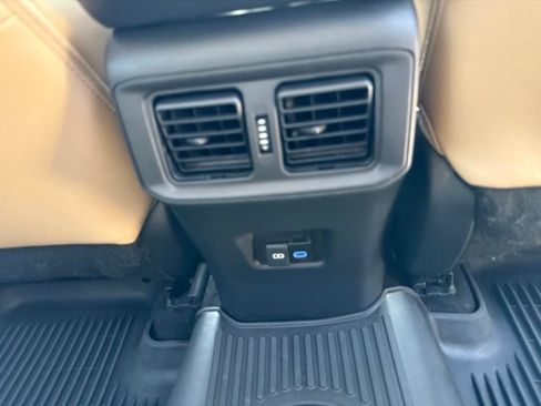 Used 2022 Toyota RAV4 XLE Premium FWD image 23