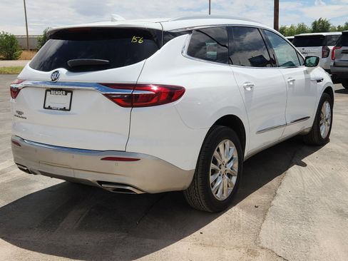 Used 2021 Buick Enclave Essence w/ Trailering Package, 5000 lbs. FWD image 4