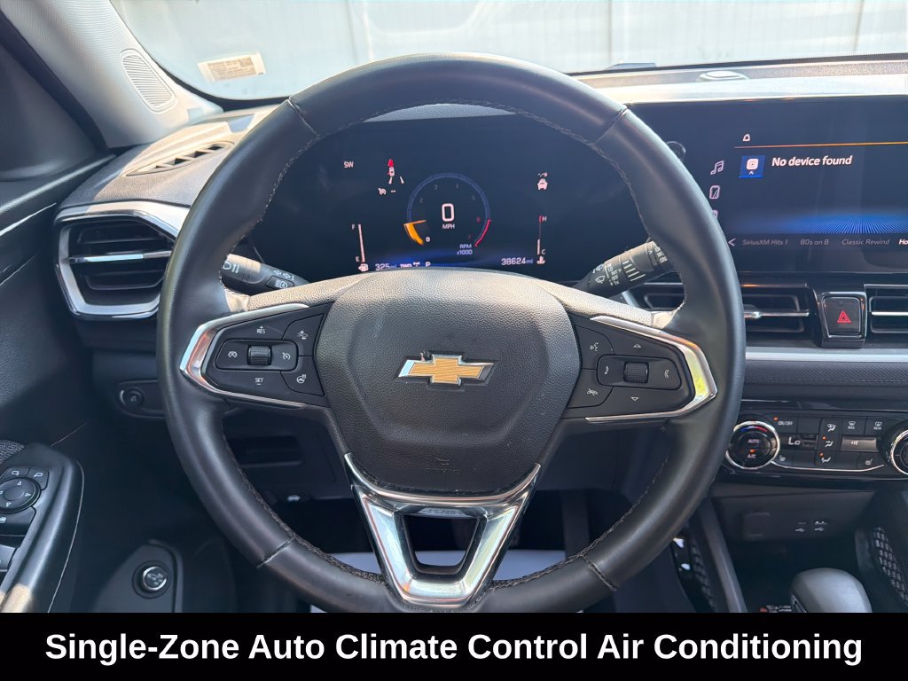 Used 2024 Chevrolet TrailBlazer LT w/ Convenience Package AWD/4WD image 17