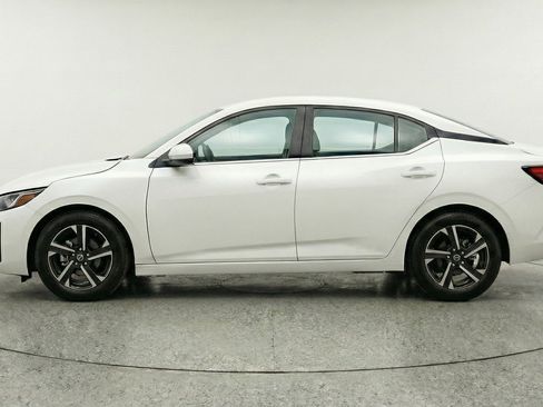 Used 2025 Nissan Sentra SV FWD image 5