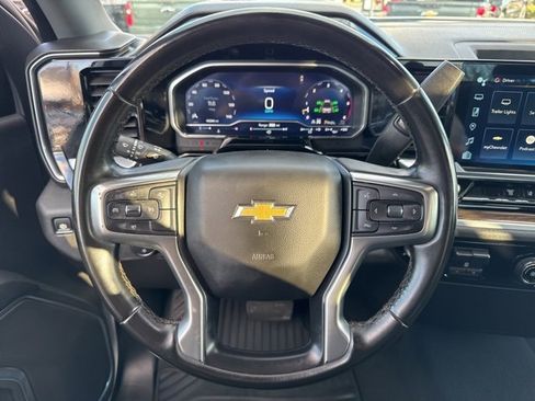 Used 2024 Chevrolet Silverado 2500 LT image 17