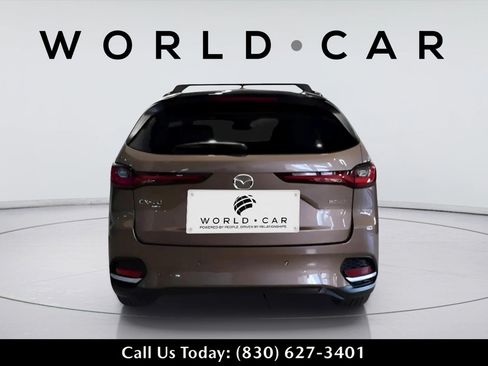 Used 2025 MAZDA CX-70 Plug-In Hybrid w/ Premium Pkg AWD/4WD image 4