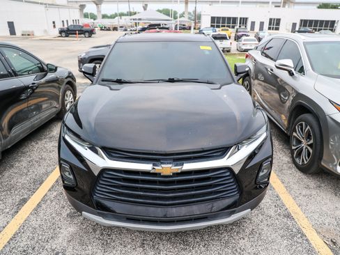 Used 2019 Chevrolet Blazer LT FWD image 5