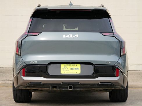 Used 2024 Kia EV9 GT-Line AWD/4WD image 11