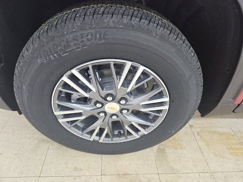 New 2026 Chevrolet Traverse LT w/ Enhanced Driving Package image 10