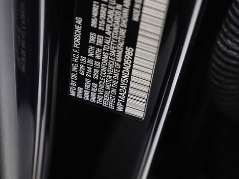 Used 2022 Porsche Cayenne image 43