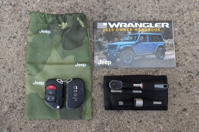 Used 2025 Jeep Wrangler Unlimited Sport AWD/4WD image 46