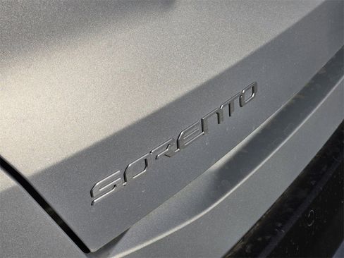 New 2026 Kia Sorento S w/ S Panoramic Sunroof Package image 11