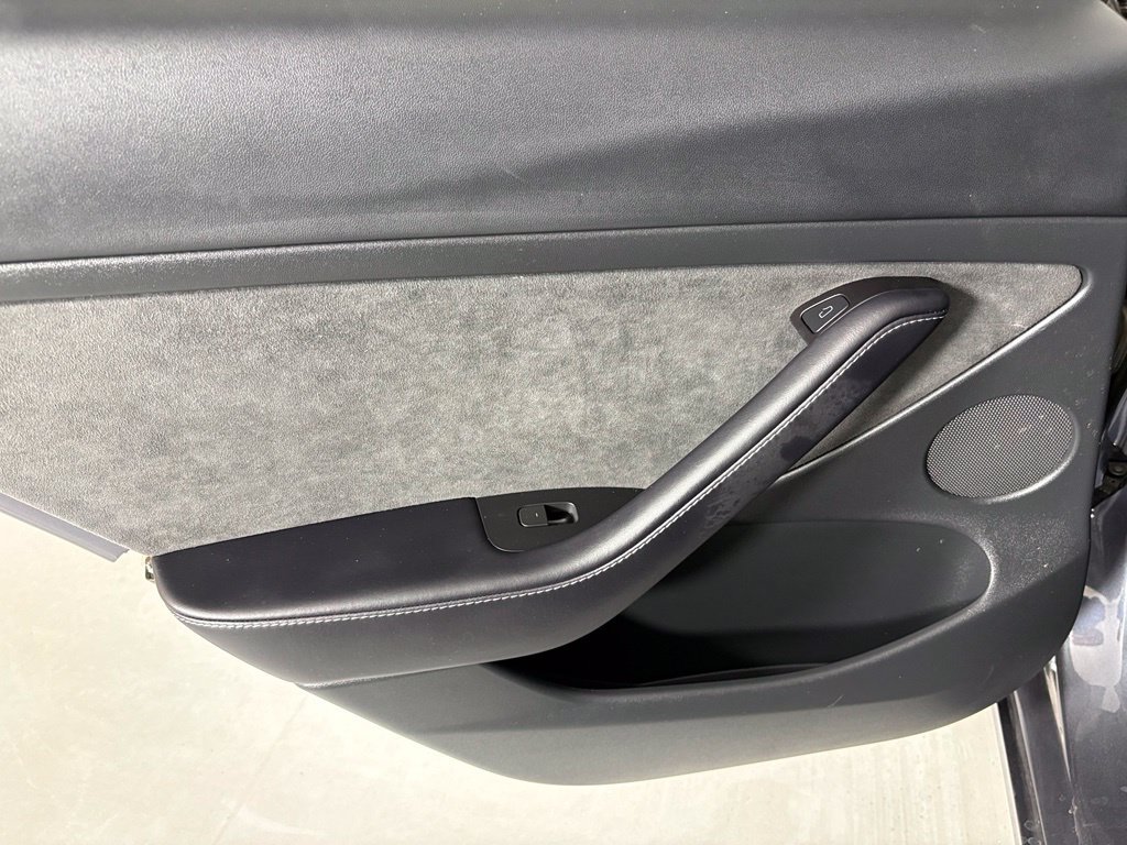 Used 2023 Tesla Model 3 Standard Range RWD image 33