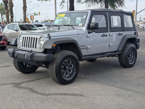 Used 2016 Jeep Wrangler Unlimited Sport w/ Connectivity Group image 5