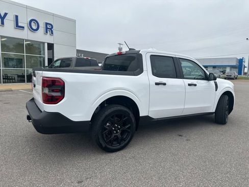 New 2026 Ford Maverick XLT w/ XLT Luxury Package AWD/4WD image 18