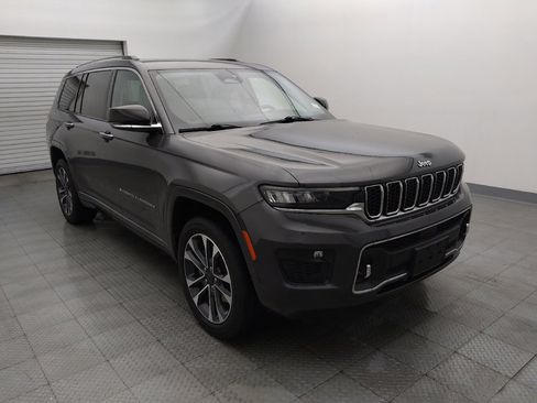 Used 2021 Jeep Grand Cherokee L Overland w/ Luxury Tech Group IV image 13