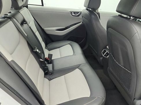 Used 2020 Hyundai Ioniq Limited image 24