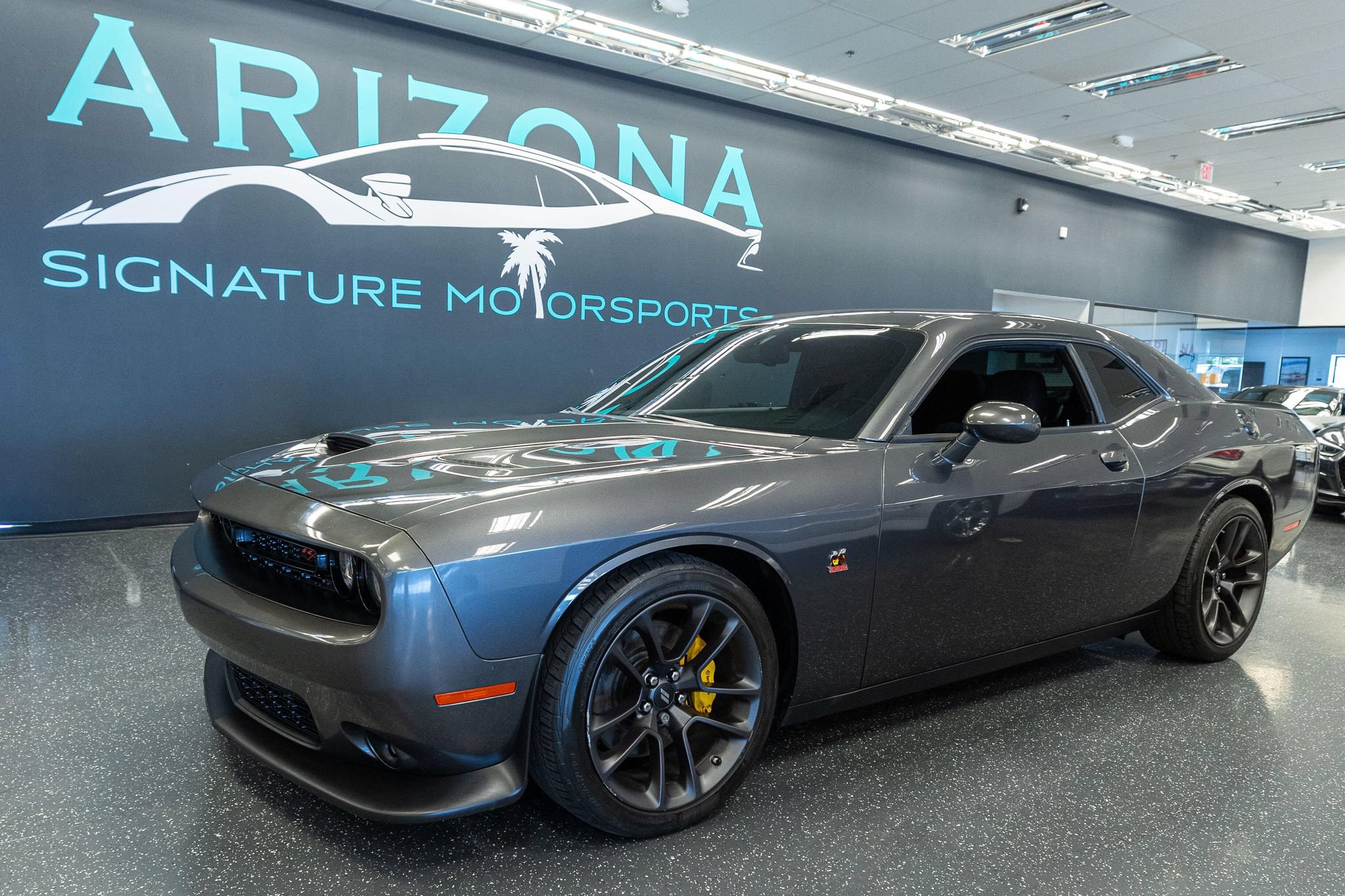 Used 2020 Dodge Challenger R/T Scat Pack RWD image 1