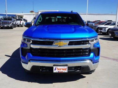New 2025 Chevrolet Silverado 1500 LT w/ Convenience Package II image 2