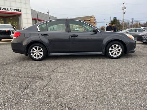 Used 2012 Subaru Legacy 2.5i w/ Alloy Wheel Pkg image 8