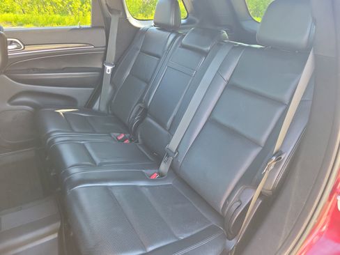 Used 2018 Jeep Grand Cherokee Limited w/ Luxury Group II AWD/4WD image 16