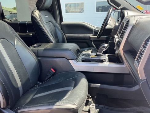 Used 2018 Ford F150 Platinum w/ Equipment Group 701A Luxury AWD/4WD image 8