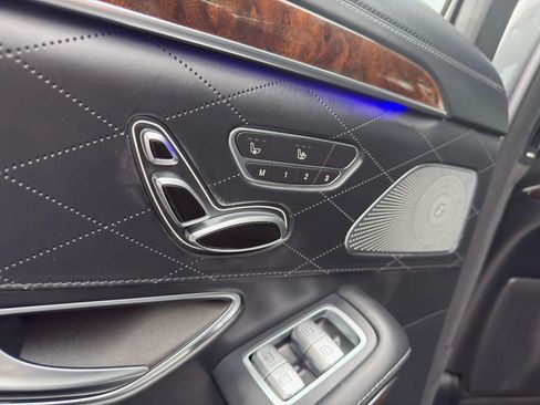 Used 2018 Mercedes-Benz S 560 4MATIC Sedan image 39