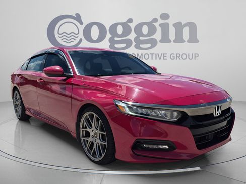 Certified 2018 Honda Accord Sport image 8