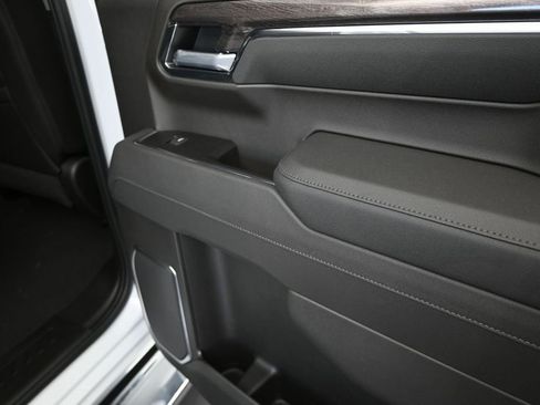 New 2026 Chevrolet Silverado 1500 LTZ w/ LTZ Premium Package AWD/4WD image 23