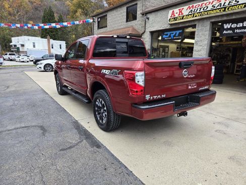 Used 2019 Nissan Titan PRO-4X image 6