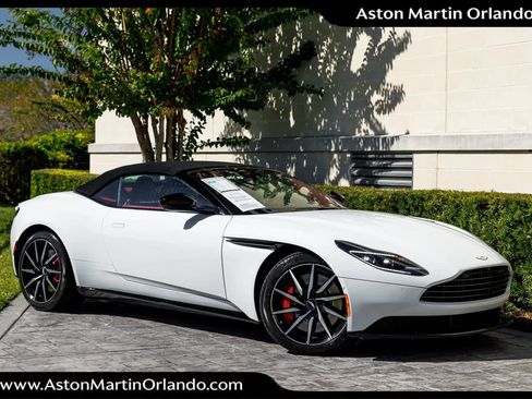 Used 2019 Aston Martin DB11 Volante image 13