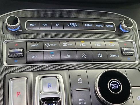 Used 2022 Hyundai Santa Fe SEL w/ Convenience + Premium Package FWD image 30