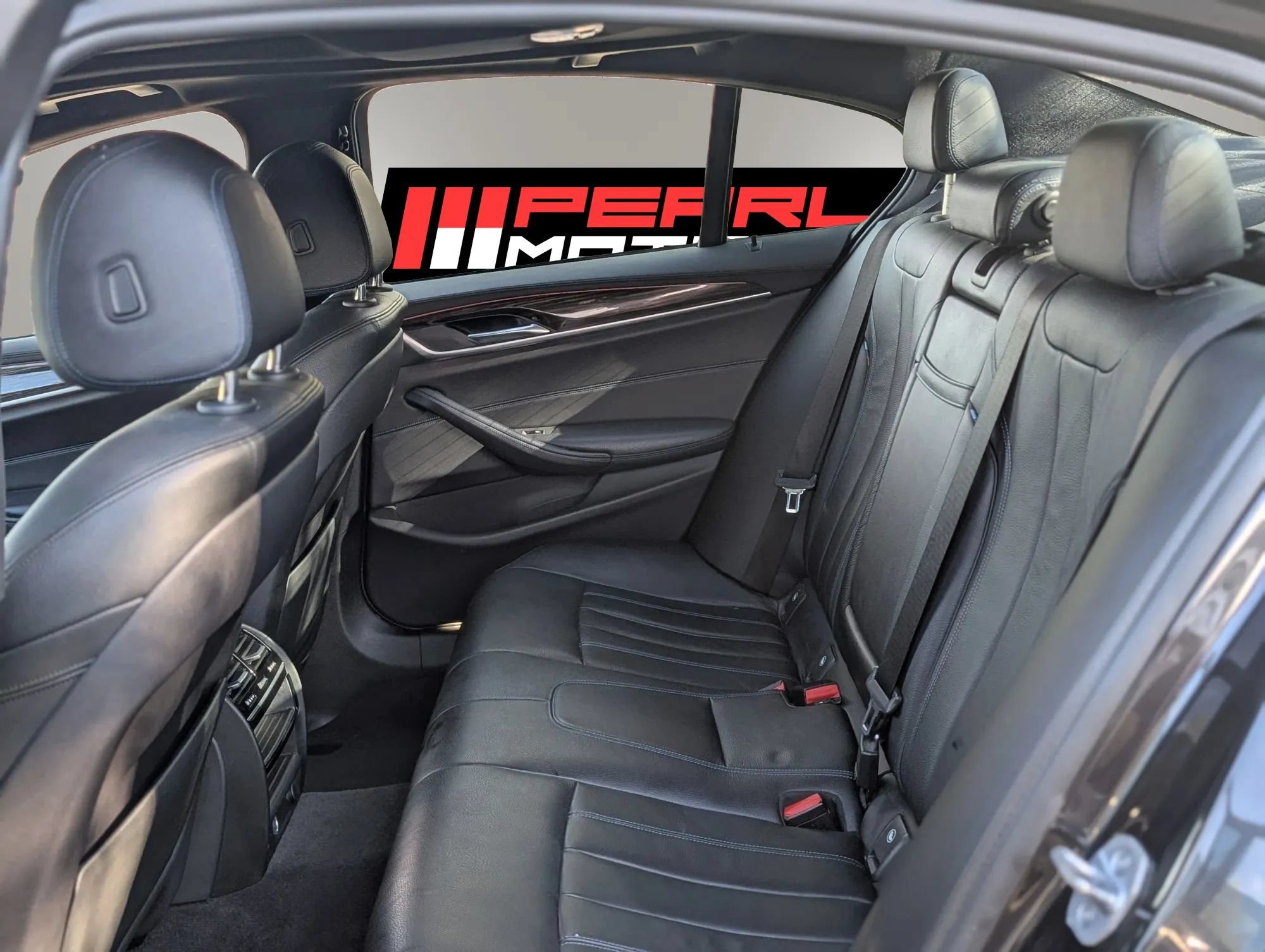 Used 2017 BMW 540i RWD image 17