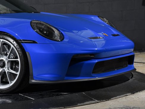 Used 2022 Porsche 911 GT3 RWD image 24