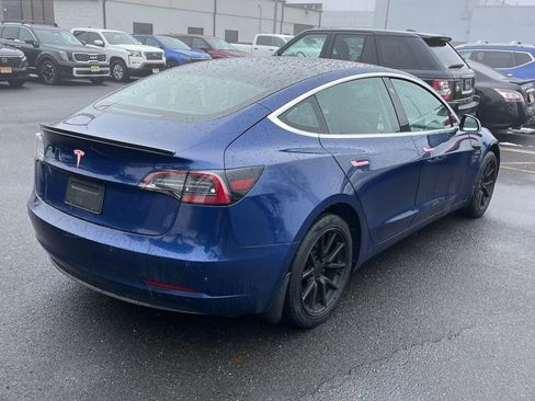 Used 2019 Tesla Model 3 Standard Range Plus image 3