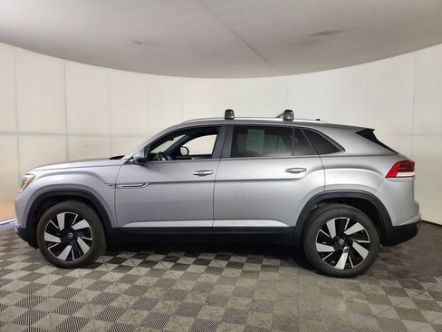 Used 2024 Volkswagen Atlas Cross Sport SE AWD/4WD image 4