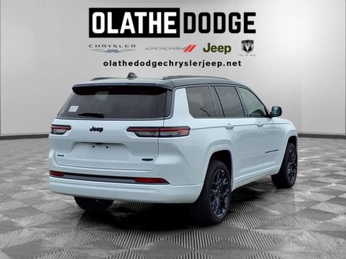 New 2026 Jeep Grand Cherokee L Summit AWD/4WD image 29