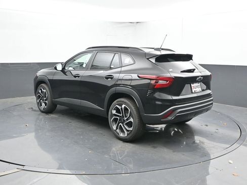 New 2026 Chevrolet Trax RS w/ Sunroof Package image 7