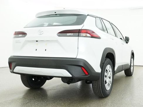 New 2026 Toyota Corolla Cross L image 10