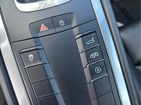 Used 2019 Porsche 718 Cayman RWD image 28