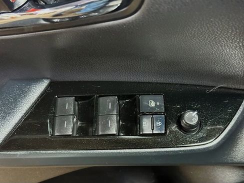 Used 2020 Toyota Prius Prime Limited image 11