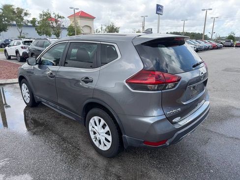 Used 2018 Nissan Rogue S FWD image 8