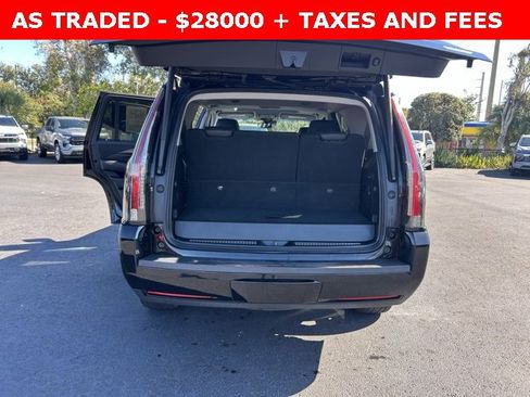 Used 2019 Cadillac Escalade Luxury image 17