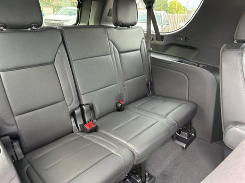 New 2026 GMC Yukon XL Denali image 11