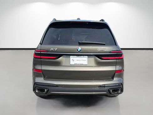 New 2027 BMW X7 xDrive40i w/ M Sport Package AWD/4WD image 4