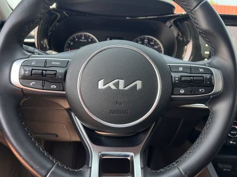 Used 2024 Kia K5 EX FWD image 17