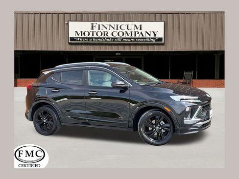 Used 2025 Buick Encore GX Sport Touring w/ Advanced Technology Package FWD image 1