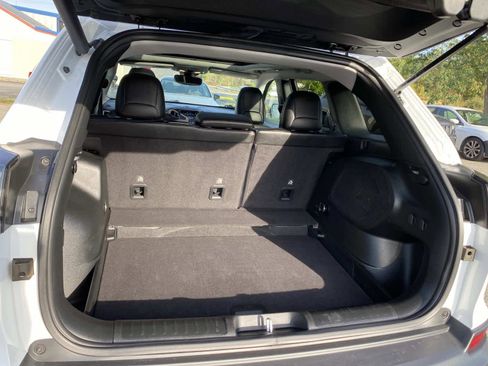 Certified 2022 Jeep Cherokee Limited image 5