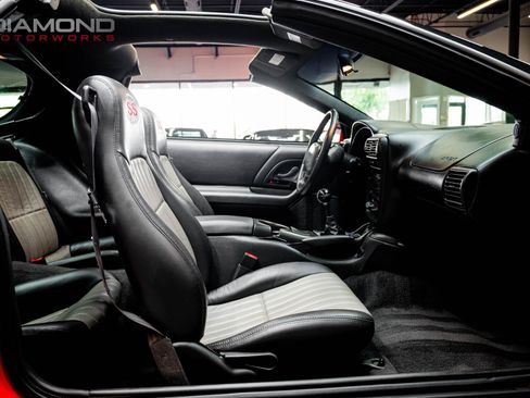 Used 2002 Chevrolet Camaro Z28 w/ SS Performance/Appearance Pkg RWD image 86