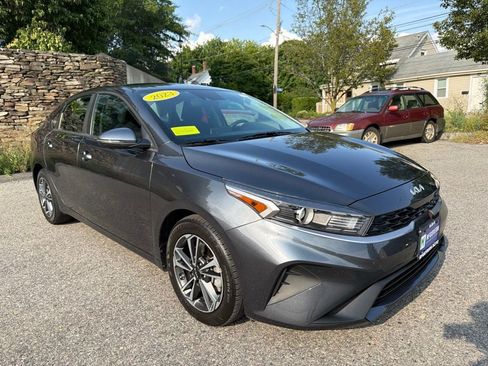Certified 2024 Kia Forte LXS w/ LXS Technology Package FWD image 9